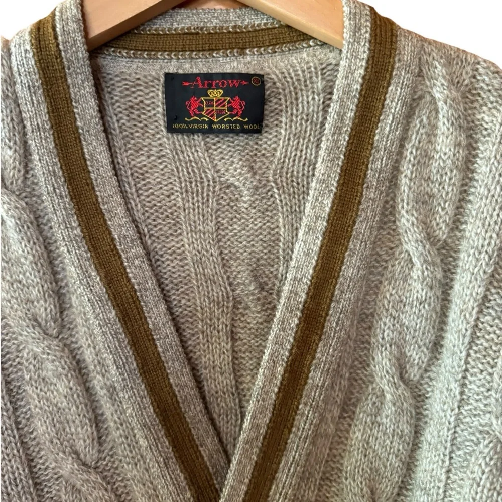 Vintage Arrow 100%‎ Virgin Wool Button Down Cardigan